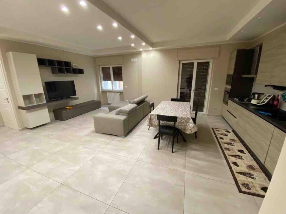 Il Poeta Manfredonia - Suite Con Balcone Экстерьер фото